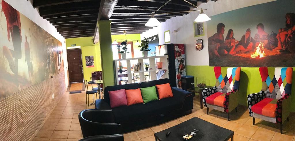 Albergue Juvenil New Age Hostel Пальма-де-Майорка Екстер'єр фото